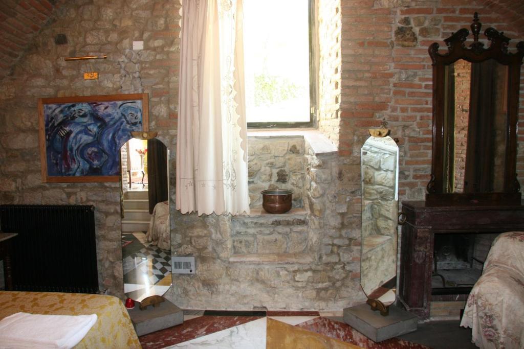 Poggio Alla Pieve Relais كالينْسانو الغرفة الصورة